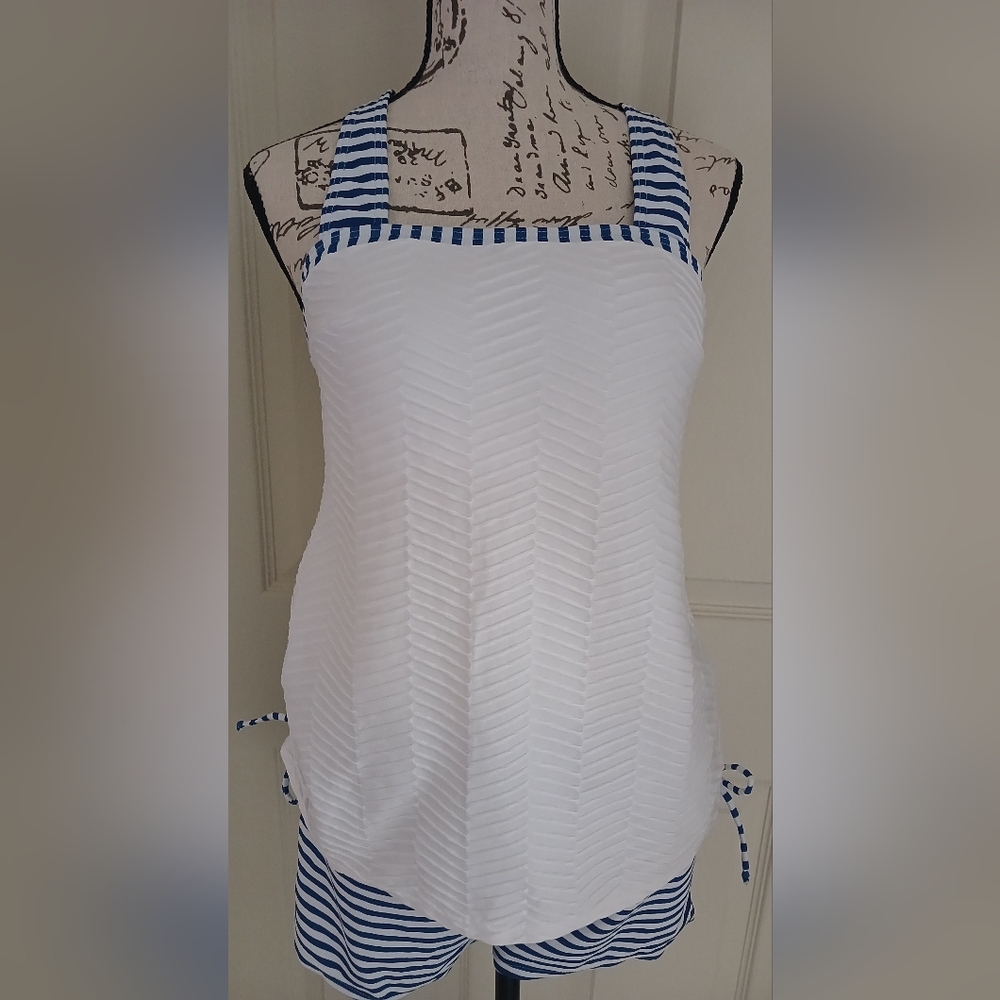5/$25 NWOT Striped Blue and White Women's Two Piece Bathing Suit Size M